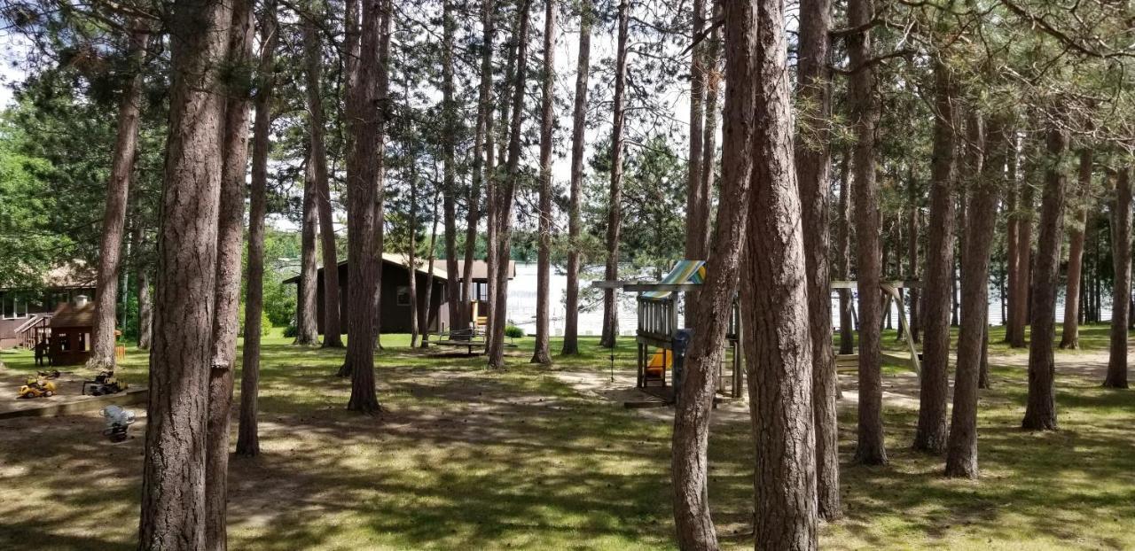 Evergreen Bay Resort Lake Cabin near Itasca Park Rapids Buitenkant foto